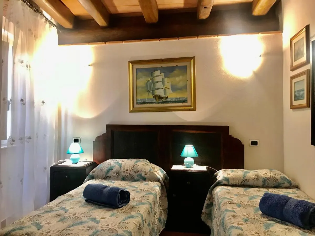 Casa Bea B&B Tortolì Couette-café