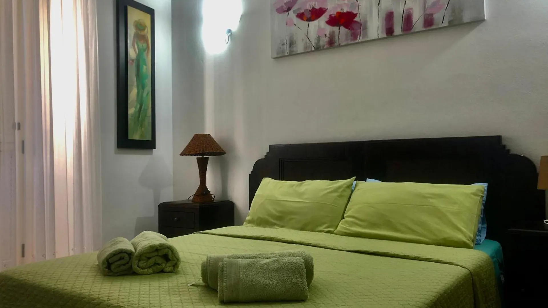 Casa Bea B&B 토르톨리 이탈리아